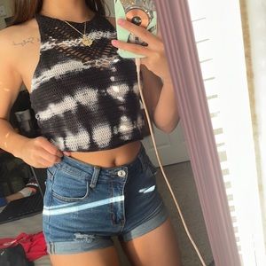 Soft tie die crop shirt